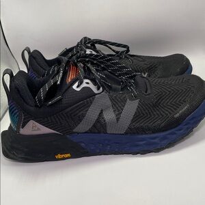 New Balance Fresh Foam X Hierro v6 Goretex Women's Running Shoe - Black 10
